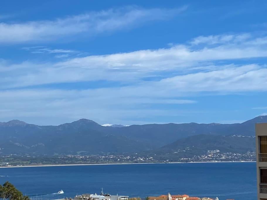 Grand T3 Avec Vue * Ajaccio (Corsica)