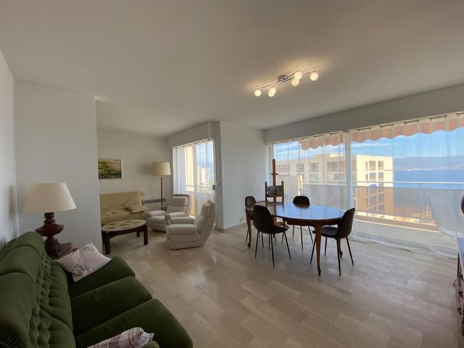 Grand T3 Avec Vue Ajaccio (Corsica)